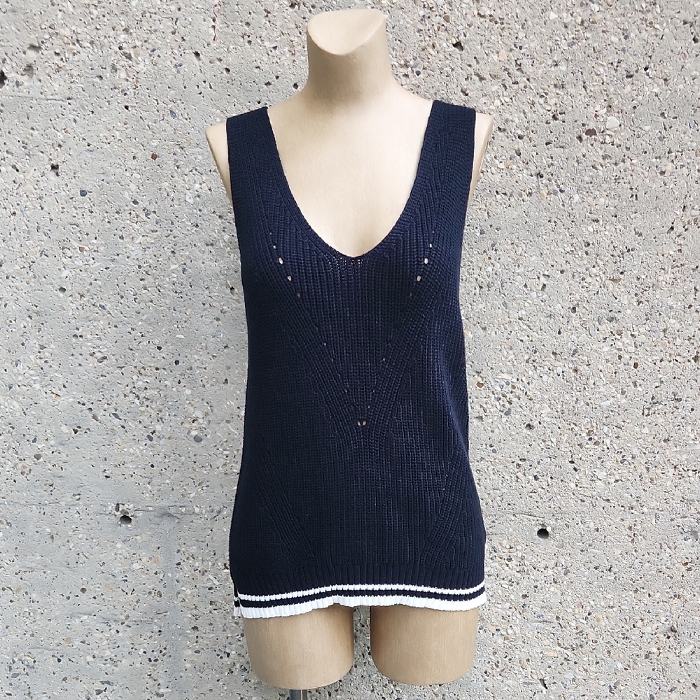 John + Jenn Black Knit Tank Top Sweater Vest
